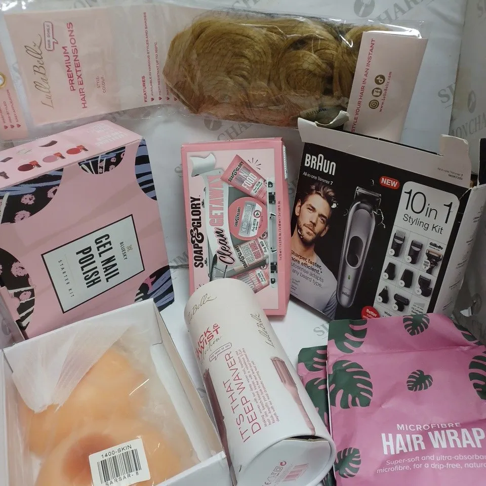 APPROXIMATELY 7 ASSORTED BEAUTY ITEMS INCLUDING SOAP AND GLORY KIT AND GEL NAIL POLISH SET