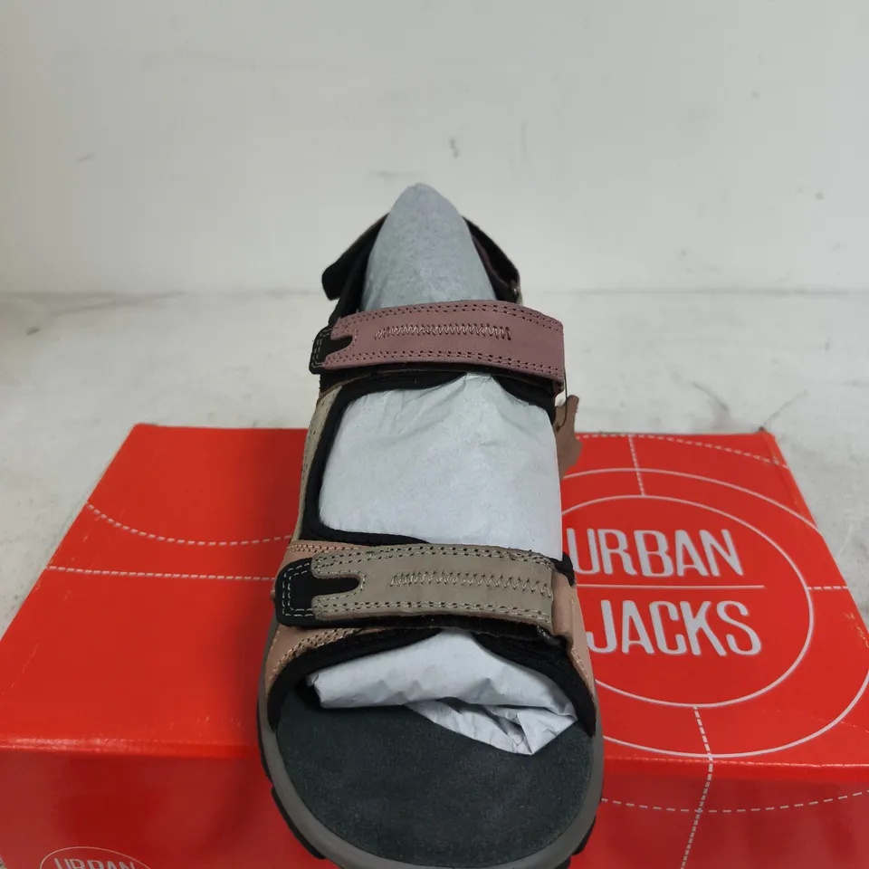 BOXED PAIR OF URBAN JACKS MANDY SANDALS, UK 7