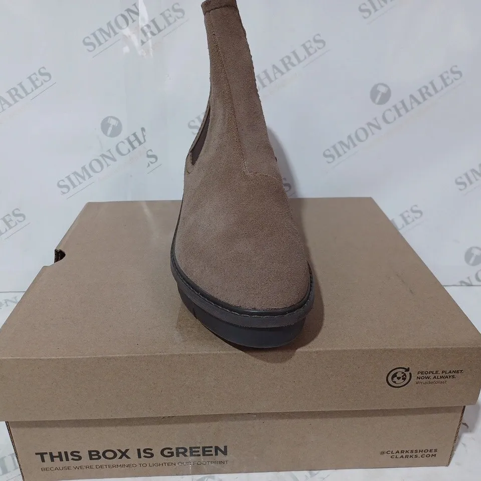 BOXED PAIR OF COLLECTION BY CLARKS AIRABELL MOVE SUEDE BOOTS IN PEBBLE COLOUR SIZE 7