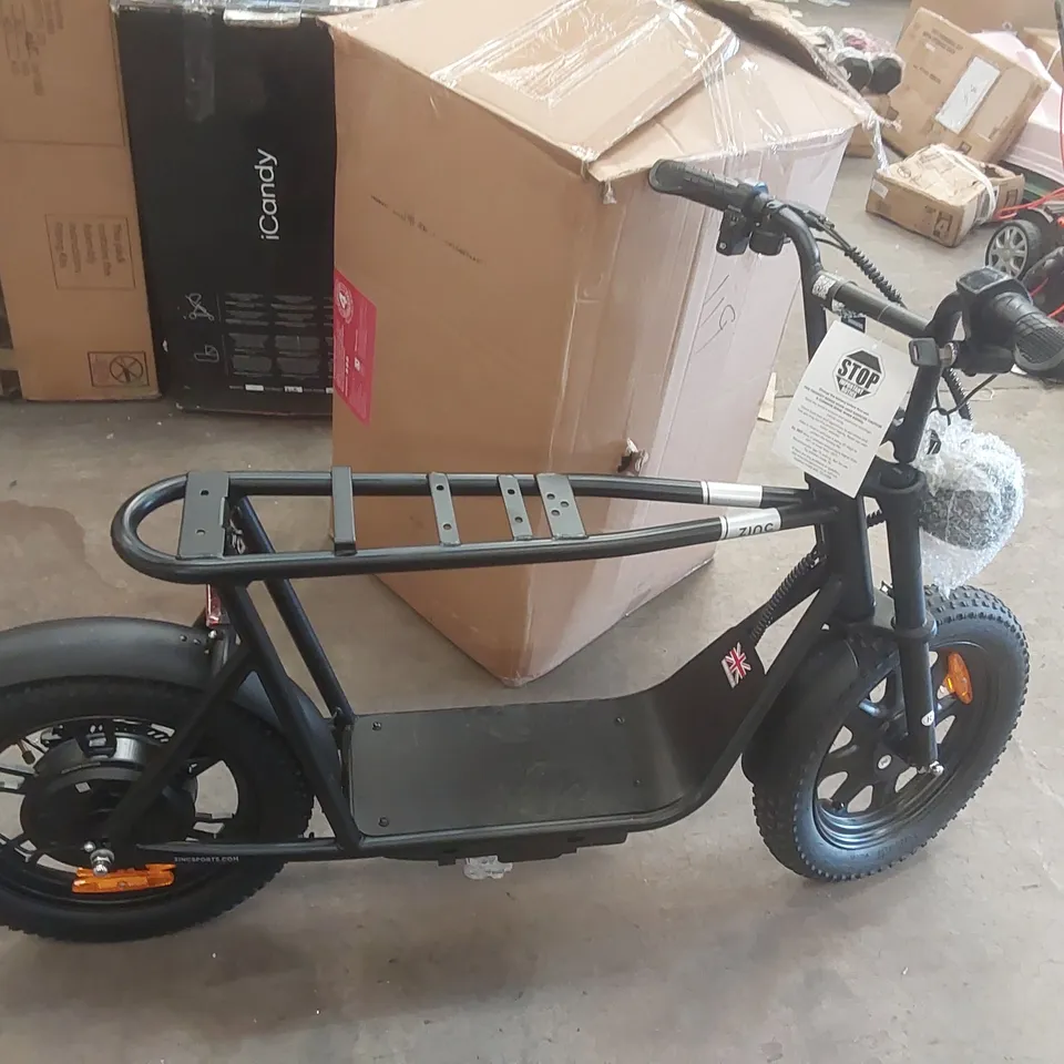 2x ZINC ELECTRIC SCOOTERS WITH MISSING PARTS