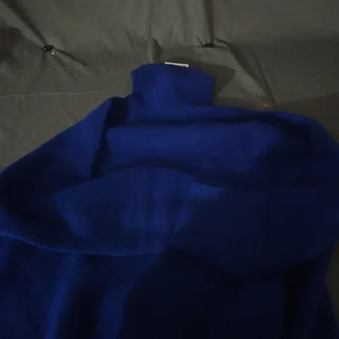 BERSHKA BLUE FLEECE JUMPER – SIZE L