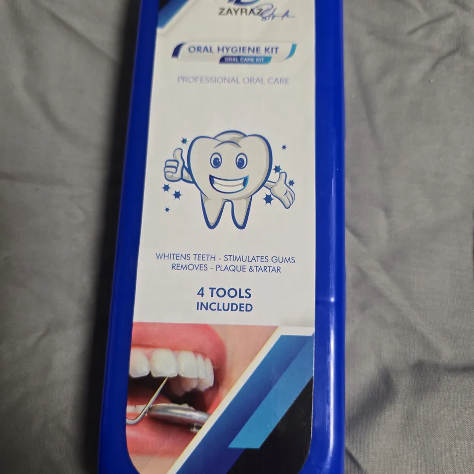 APPROXIMATELY 20 ZAYRAZ ORAL HYGIENE KIT – FOUR TOOLS INCLUDED (BLUE CASE)