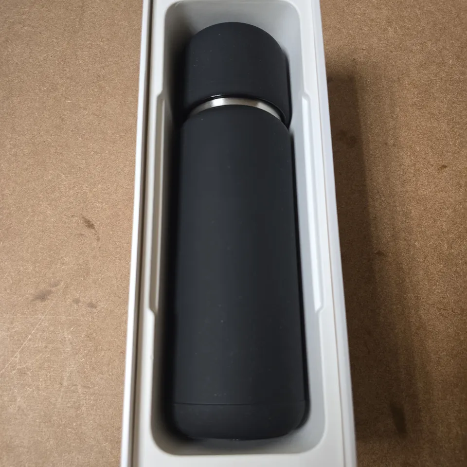 BOXED VEJO BLENDER IN BLACK