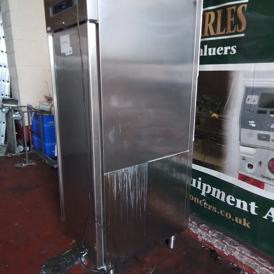 POLARIS COMMERCIAL P 70 TN ONE DOOR STAINLESS CHILLER UNIT 