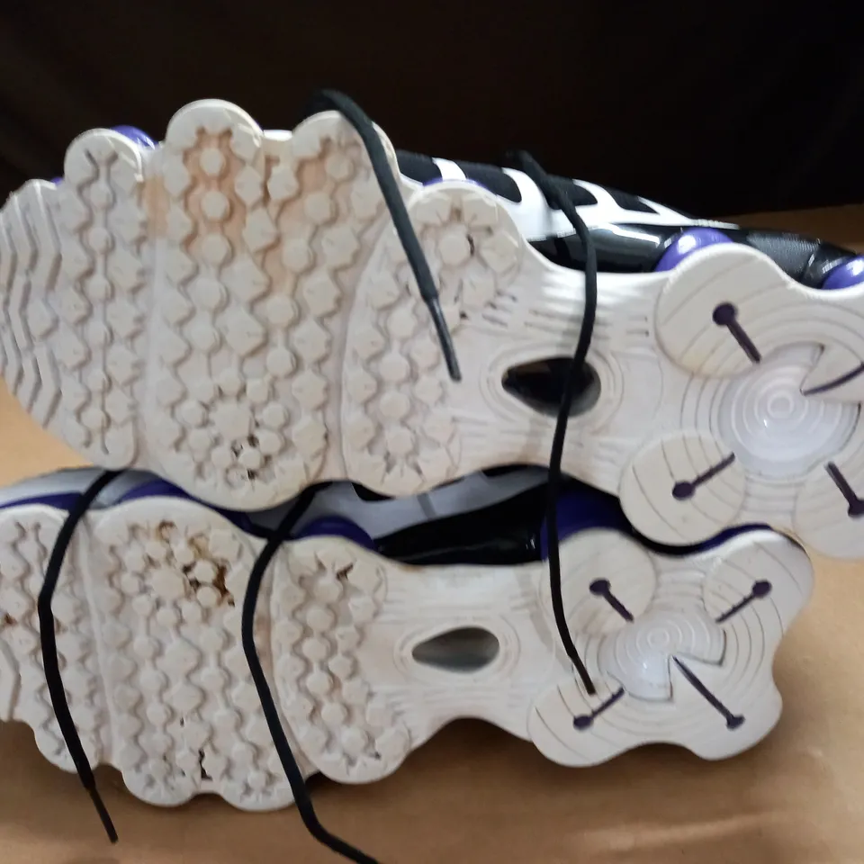 PAIR OF NIKE SHOX TRAINERS - UK 10.5