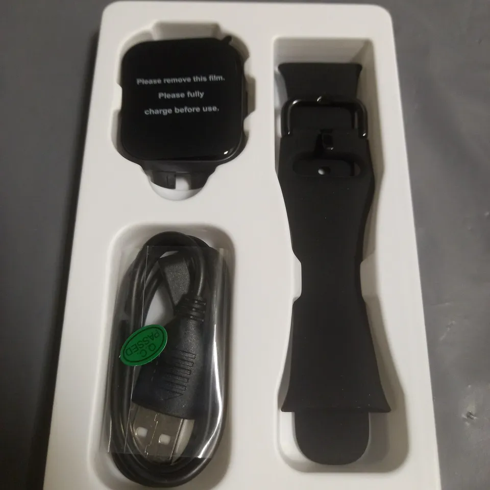 BOXED SMART FITNESS WATCH