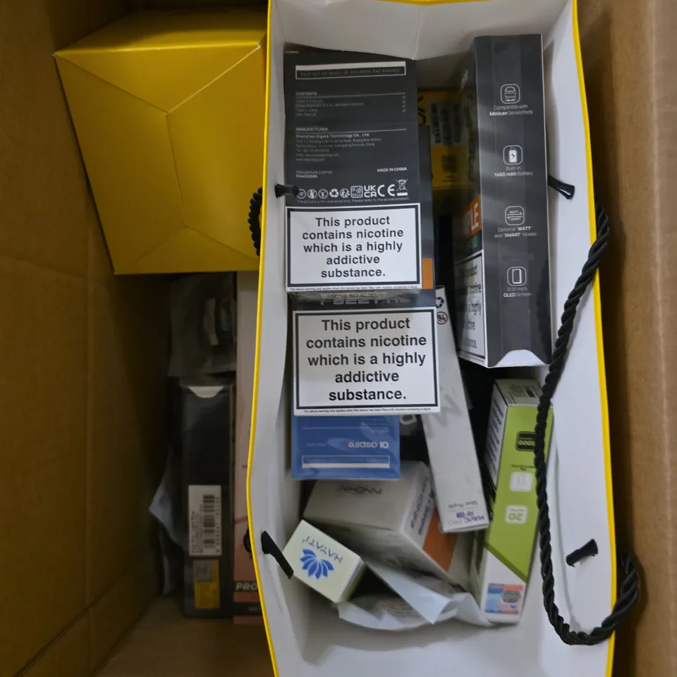 APPROXIMATELY 15 ASSORTED E-CIGARETTE PRODUCTS TO INCLUDE - ASPIRE, GEEKVAPE ETC 