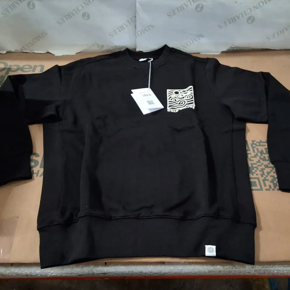 BOX CONTAINING APPROXIMATELY 7 BRASS MONKEY LADIES BLACK SWEATSHIRT – 'COLD DIPPER' GRAPHIC, SIZE UK M (M) – SWEATSHIRT