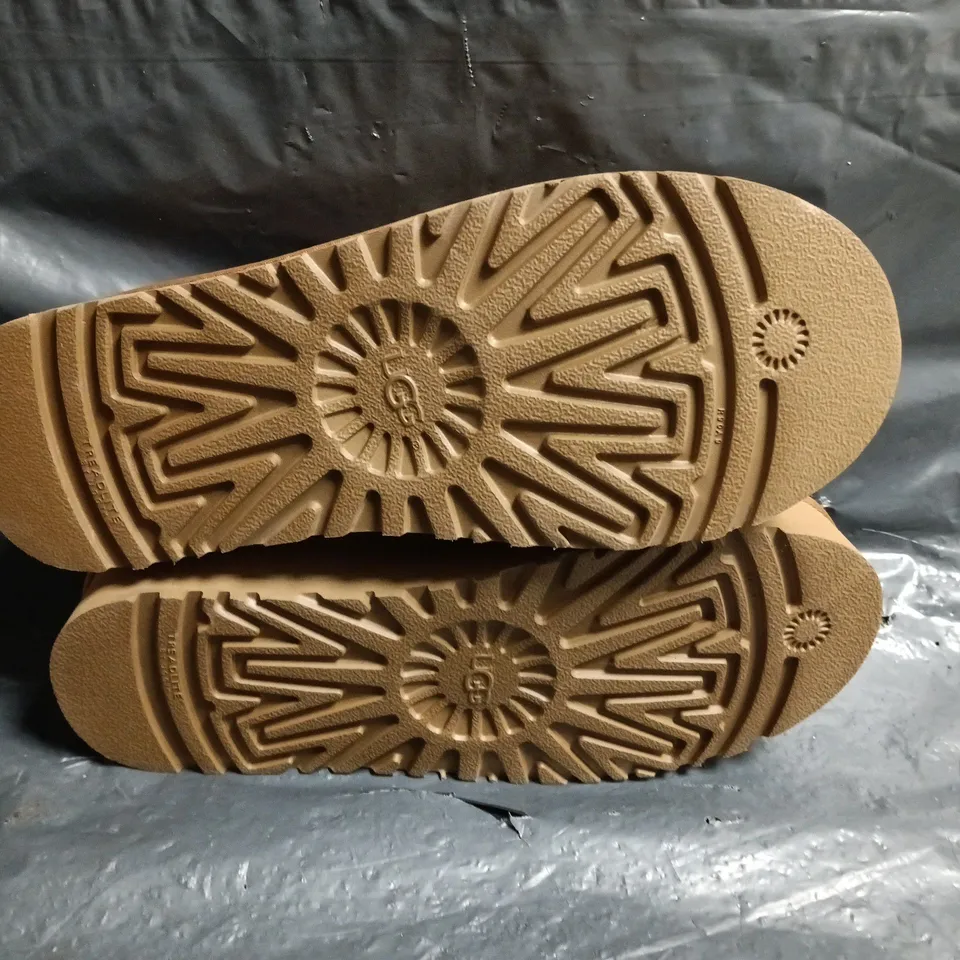 UNBOXED UGG FLEECE LINED SLIDERS IN BROWN - UK 6