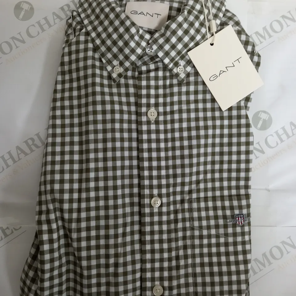 GANT REGULAR FIT POPLIN GINGHAM SHIRT IN JUNIPER GREEN - MEDIUM