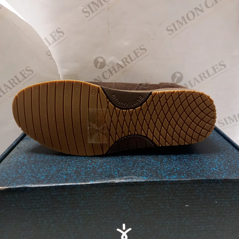 EMU AUSTRAILIA ESPRESSO MERAK SUEDE BOOTS - SIZE 5