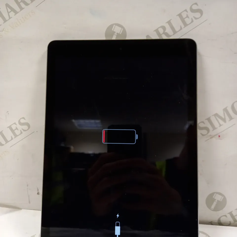 APPLE A1474 IPAD AIR 