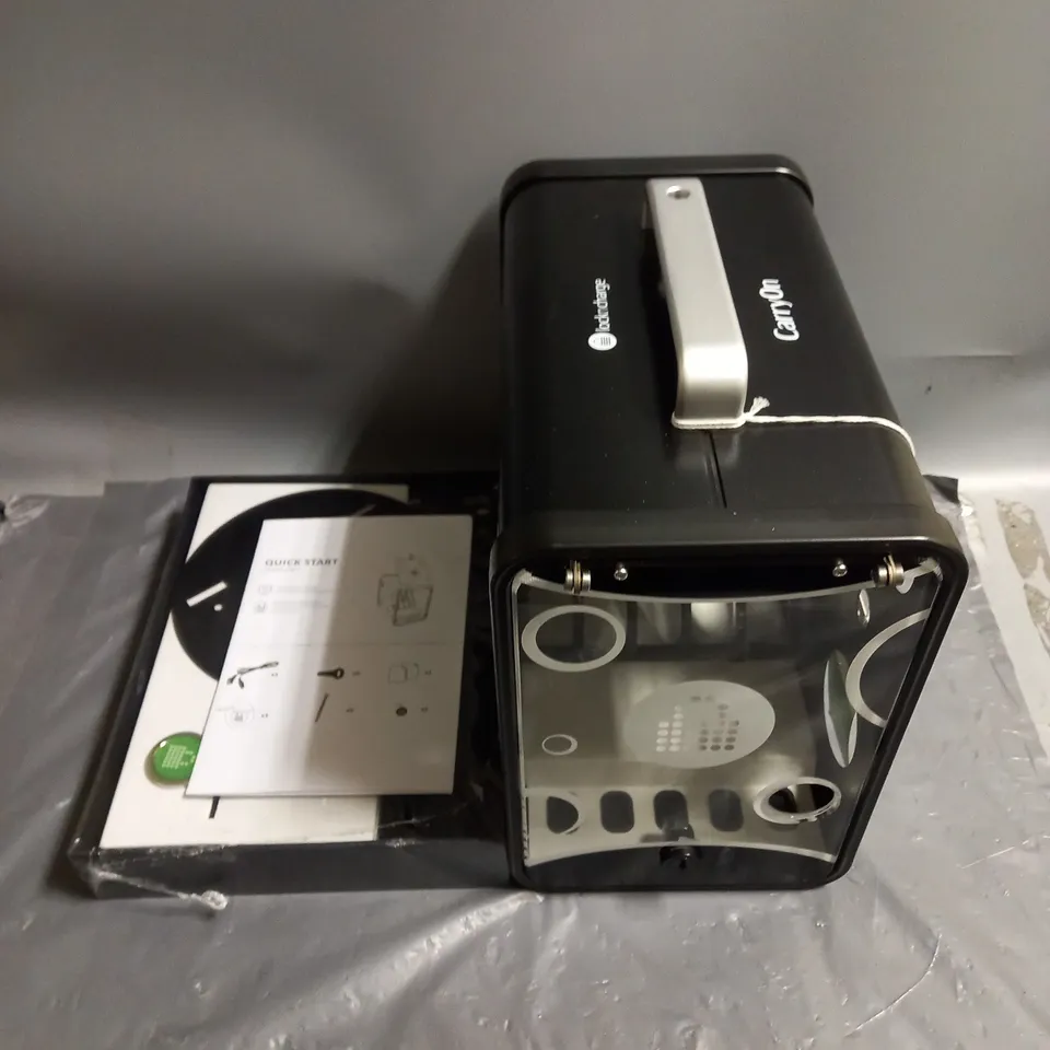 LOCKNCHARGE CARRY ON MOBILE DEVICE CHARGING STATION IN BLACK