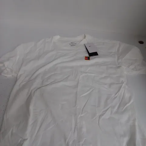 NIKE TEE WHITE LOOSE FIT T-SHIRT – L