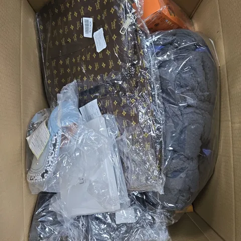 APPROXIMATELY 15 ASSORTED HOUSEHOLD PRODUCTS TO INCLUDE STORAGE BAG, CONCENTRATED PERFUME, GEM STONES ETC  