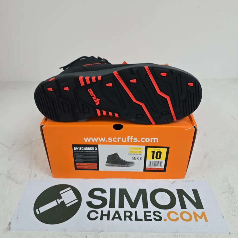BOXED PAIR OF SCRUFFS SWITCHBACK 3 SR RATED SAFETY BOOTS IN BLACK - UK 10