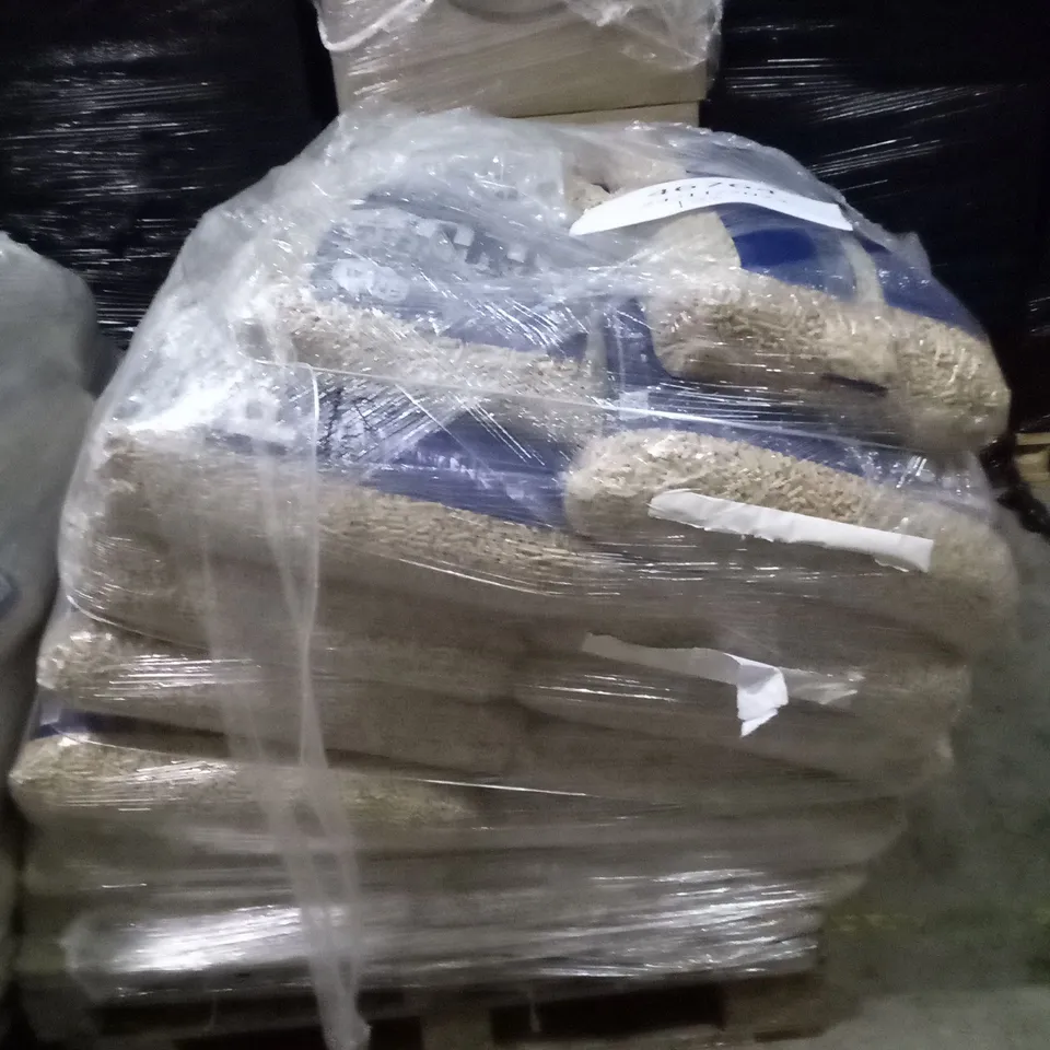 PALLET OF PLATINUM PLUS WOOD PELLETS 