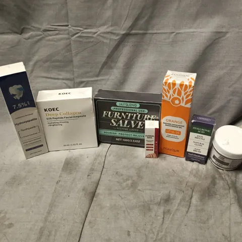 APPROXIMATELY 20 ASSORTED COSMETICS ITEMS TO INCLUDE KOEC DEEP COLLAGEN, POUQUR BRIGHTENING GEL, NAIL HARDENER, ETC