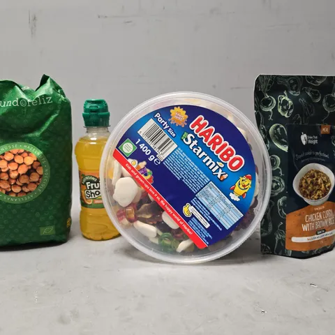 APPROXIMATELY 20 ASSORTED FOOD & DRINK ITEMS TO INCLUDE - HARIBO STARMIX , SHAKE THAT WEIGHT CHICKEN CURRY WITH BROWN RICE ETC