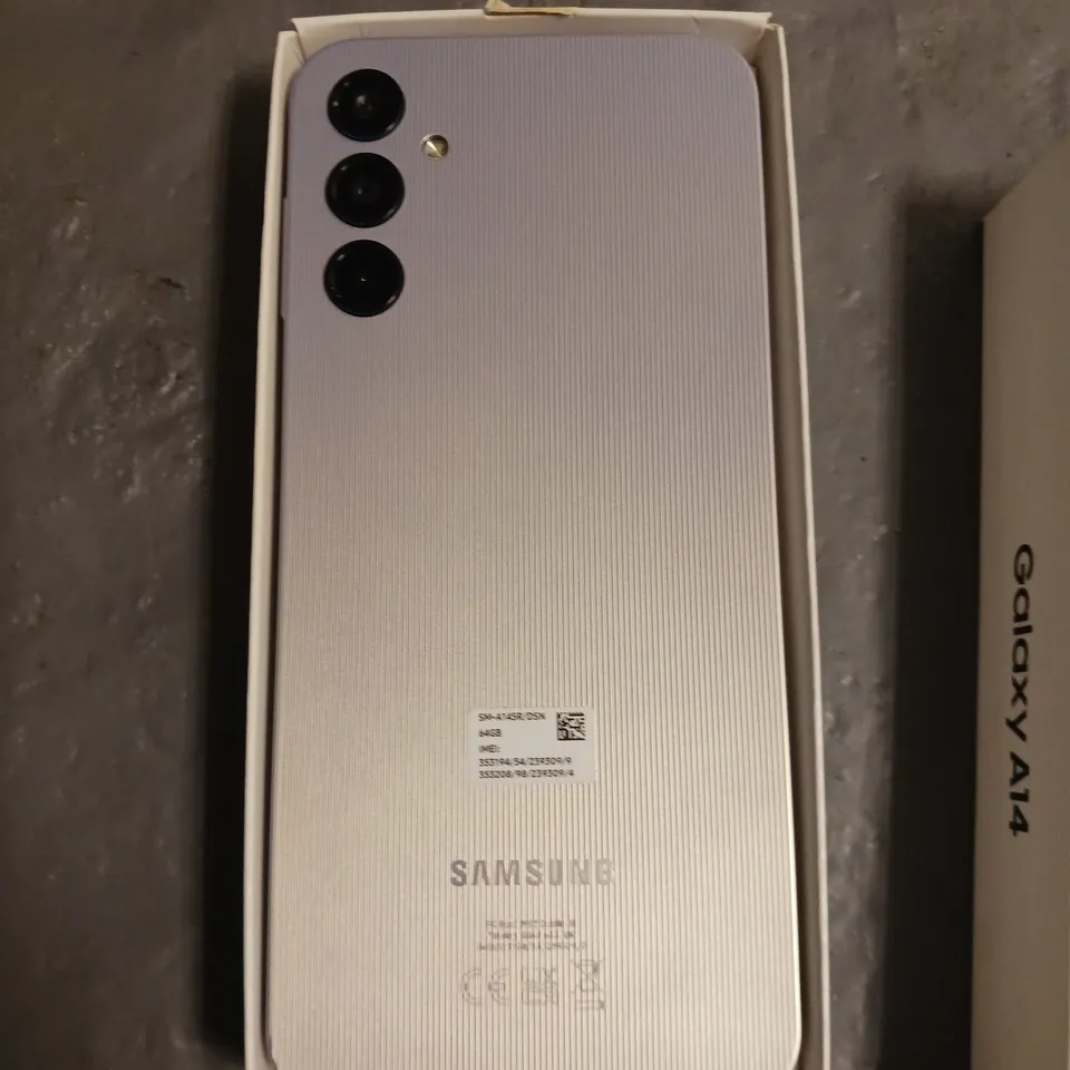 SAMSUNG GALAXY A14 MOBILE PHONE IN SILVER - SM-A145R/DSN