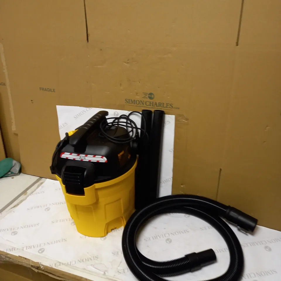 DEWALT DXV20P WET/DRY VAC BLACK & YELLOW 1050W