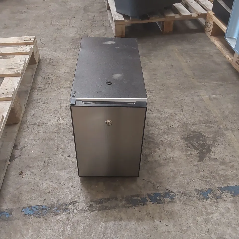 VITRIFRIGO COMMERCIAL MILK CHILLER