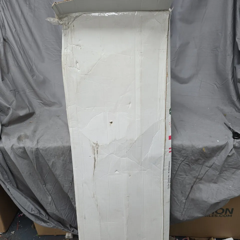 SET OF 2 METAL CHRISTMAS TREE OUTDOOR LIGHTS