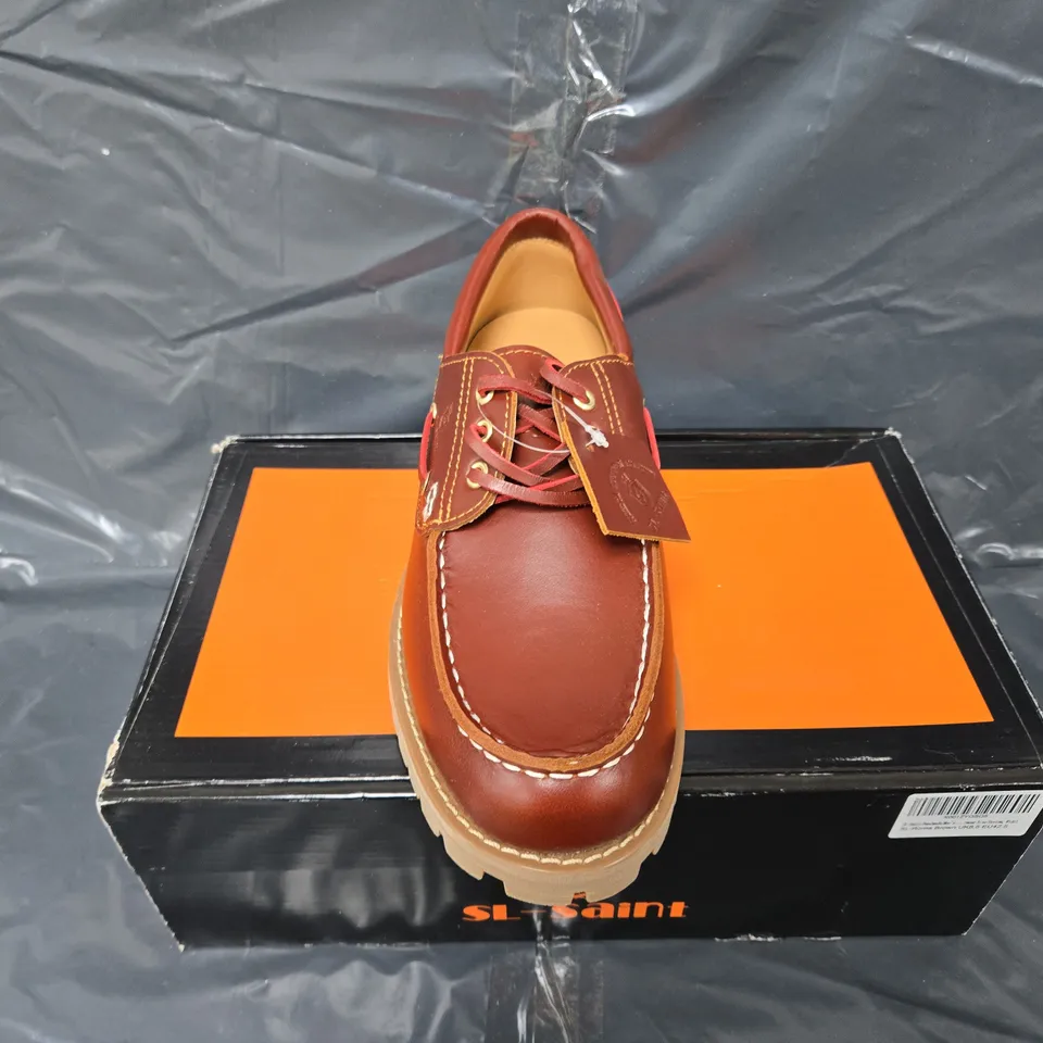 BOXED PAIR OF SL-SAINT ROMA B1 SHOES IN BROWN - UK 8.5