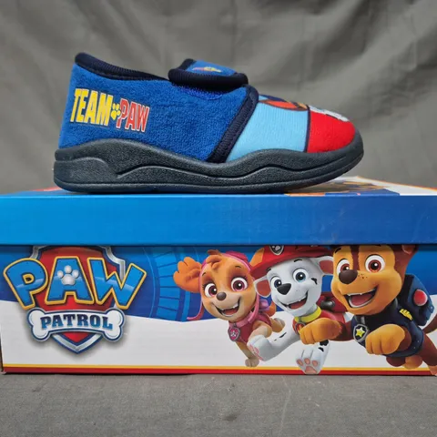 BOXED PAIR OF PAW PATROL BOY'S SLIPPERS UK SIZE C7