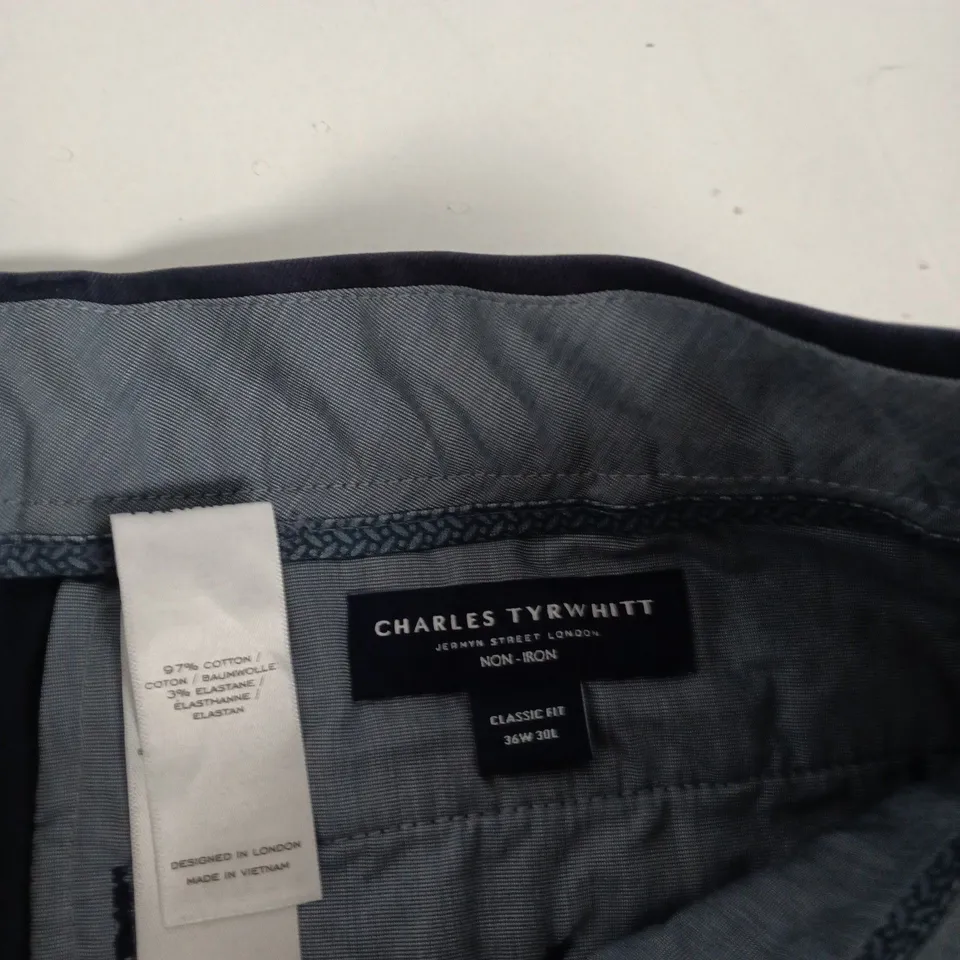 CHARLES TYRWHITT MEN'S CLASSIC FIT NON-IRON TROUSERS, 36W X 30L