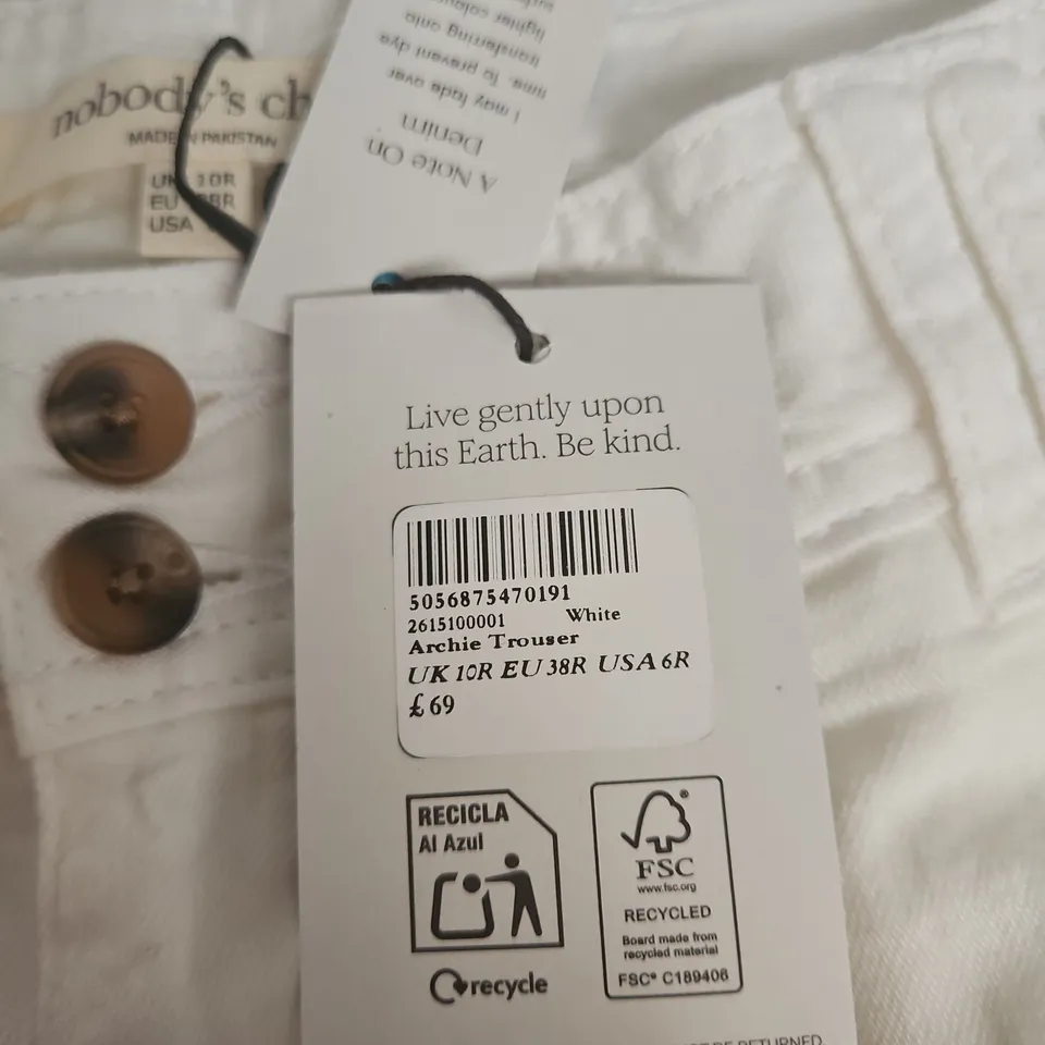 NOBODY'S CHILD ARCHIE TROUSER - WHITE, UK 10R (EU 38R, USA 6R)