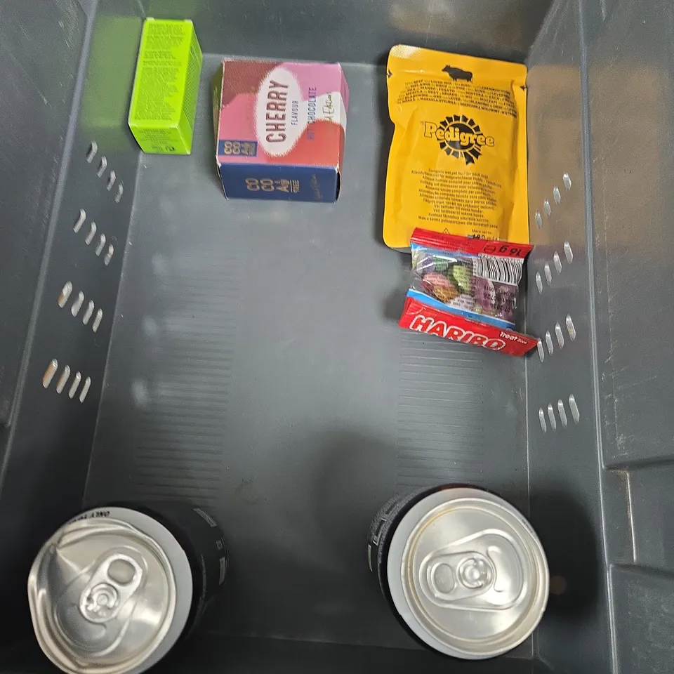APPROXIMATELY 10 ASSORTED FOOD ITEMS TO INCLUDE - JAVA CAFFE DECAF BEANS - COFFEE MATE CREAMER - GRIND COFFEE PODS, COLLECTION ONLY