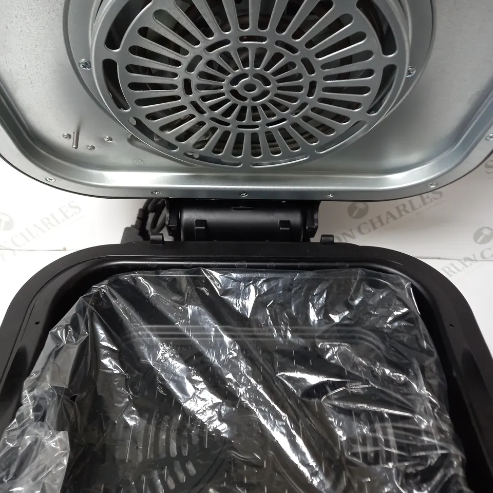 BOXED COOK'S ESSENTIALS GRILL & AIRFRYER 5.5L