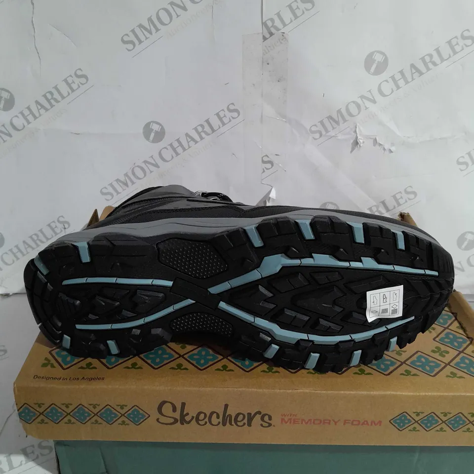 SKECHERS CHARCOAL HIKER BOOTS - SIZE 8