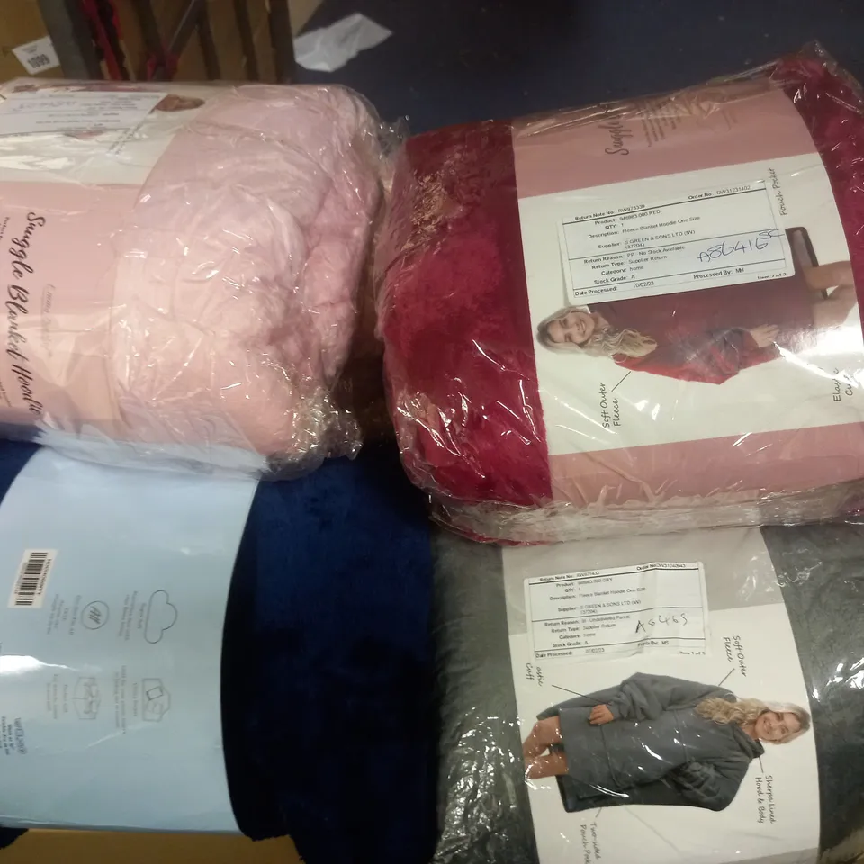 LOT OF 12 ASSORTED HOME FABRIC ITEMS TO INCLUDE BLANKET HOODIE, HEATED BLANKET AND PILLOWCASES