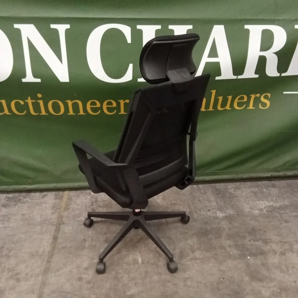 MESH OFFICE CHAIR WITH HEADREST - BLACK