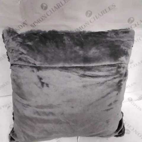 BAGGED VELVET AND FAUX FUR CUSHION - SIZE: 55CM X 55CM - COLOUR: GREY