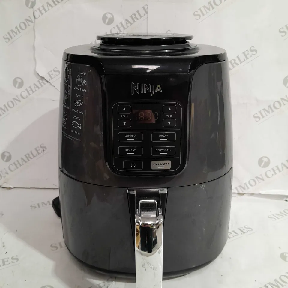 NINJA AIR FRYER 3.8L AF100UK