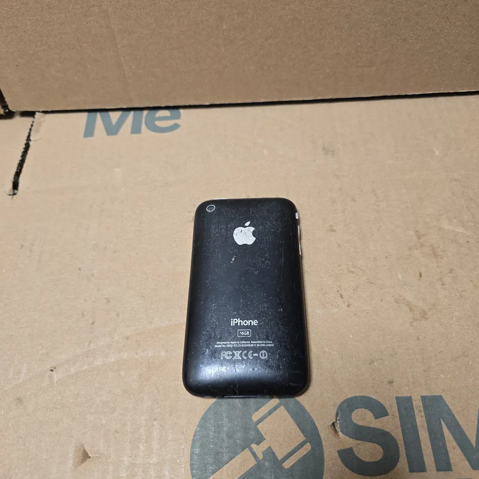 APPLE IPHONE 3G 16GB BLACK