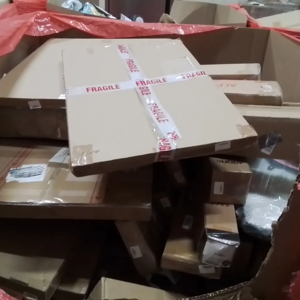PALLET OF ASSORTED HOUSEHOLD GOODS AND PRODUCTS TO INCLUDE;VANITY MIRROR,UMBRELLA,RETRACTABLE SAFETY GATE