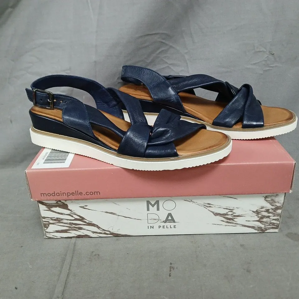 MODA IN PELLE OLANNA TWISTED STRAP WEDGE SANDALS NAVY SIZE 7