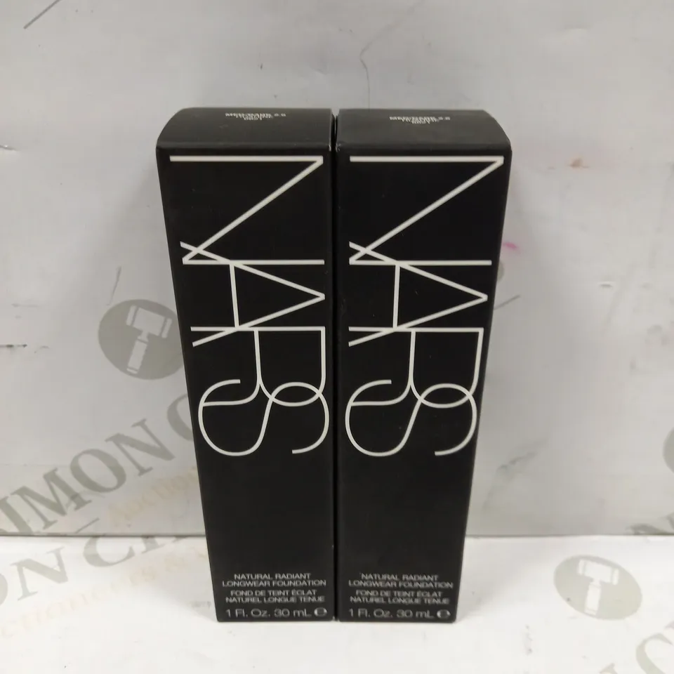 BOX OF 2 NARS NATURAL RADIANT LONGWEAR FOUNDATION - MEDIUM 2.6 HUAHINE