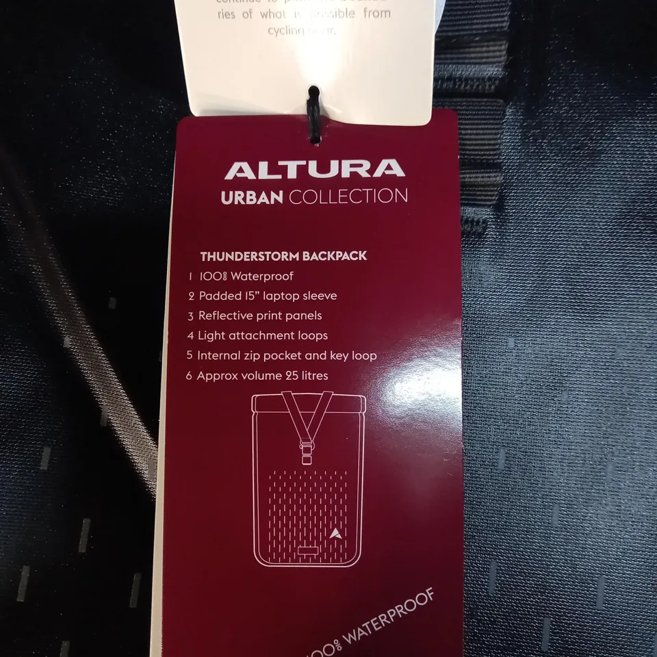 ALTURA URBAN COLLECTION THUNDERSTORM BACKPACK