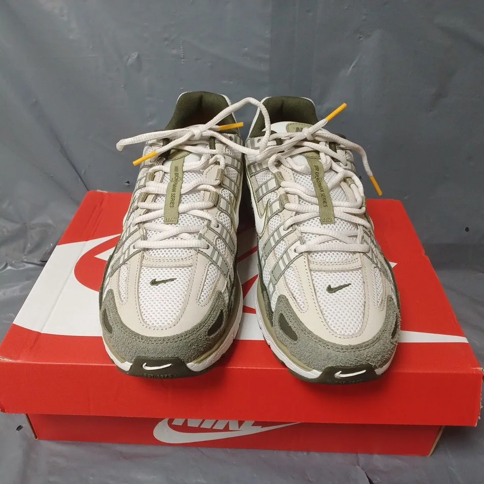 BOXED PAIR OF NIKE P-6000 TRAINERS - UK SIZE 9