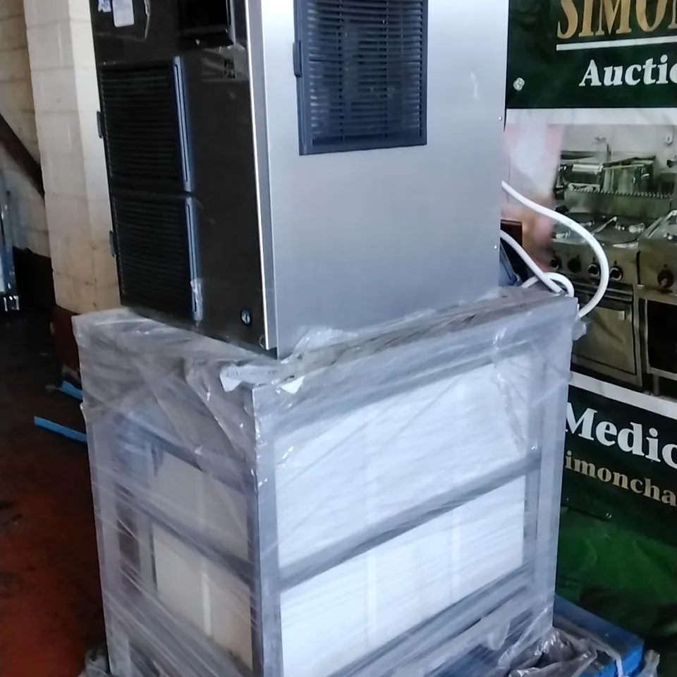 HOSHIZAKI ICE MACHINE 