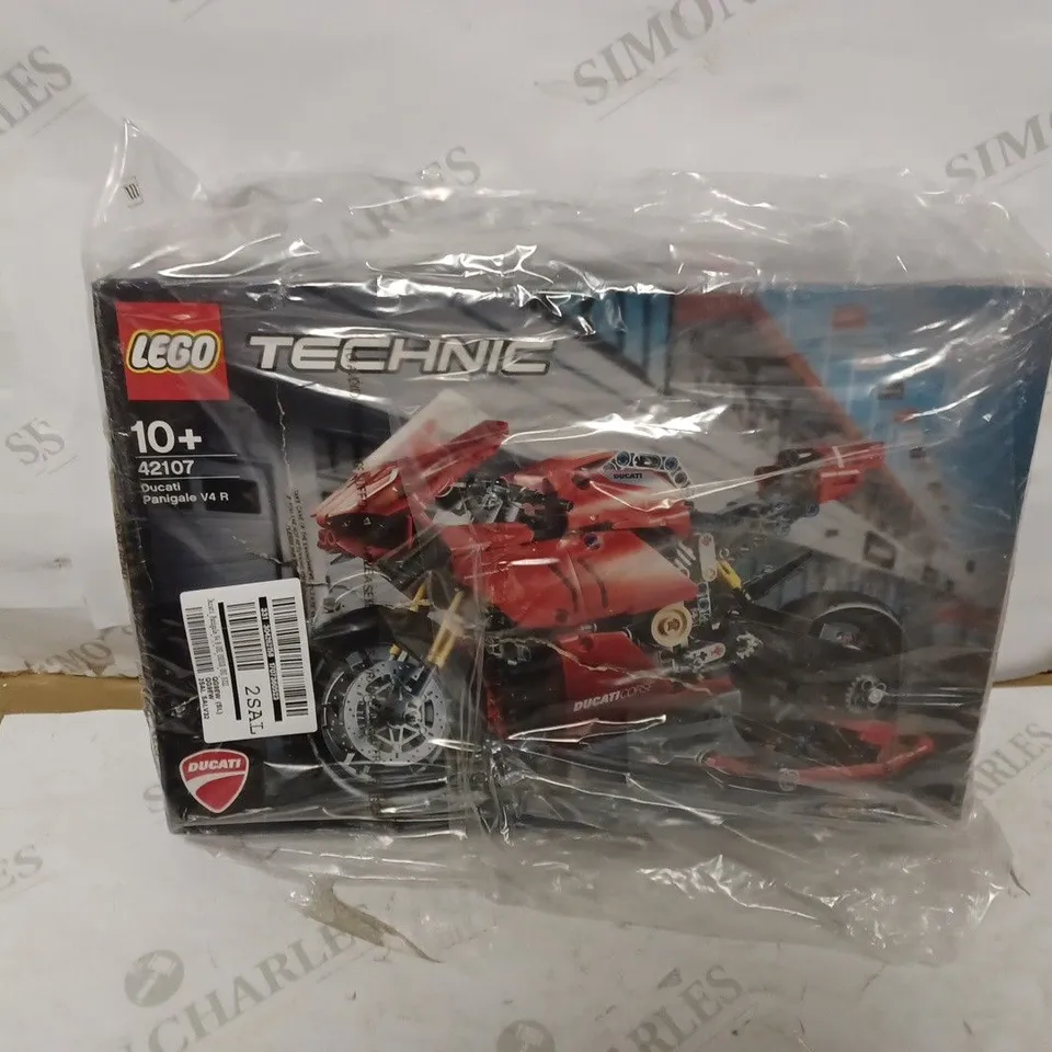 BOXED LEGO TECHNIC DUCATI PANIGALE V4 R MOTOCYCLE SET RRP £59.99