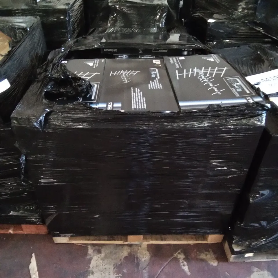 PALLET OF APPROXIMATELY 60 SLX 32 ELEMENT DIGITAL TV AERIAL KITS INC FIXING KIT