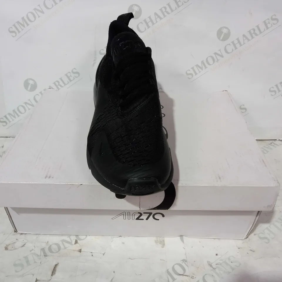 BOXED PAIR OF NIKE AIR MAX 270 SHOES IN BLACK UK SIZE 7