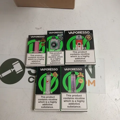 BOX OF APPROXIMATELY 25 ASSORTED E-CIGARETTES TO INCLUDE: ASSORTED VAPORESSO ITEMS
