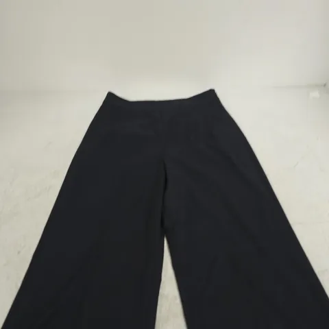 RUTH LANGFORD BLACK WIDE-LEG TROUSERS – UK 14 (US 10)